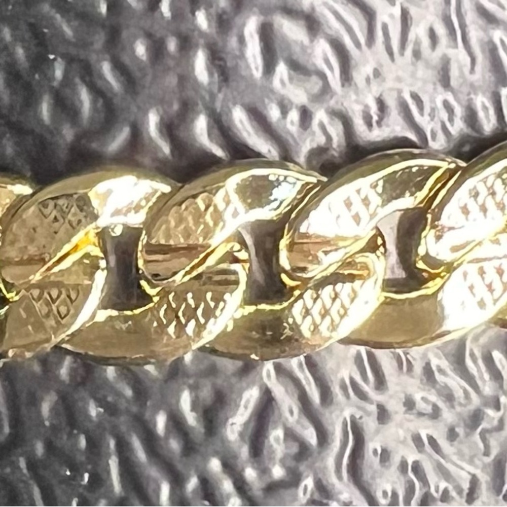 24” Cuban Miami style Cuban flank hammered 18 kt gold plated
